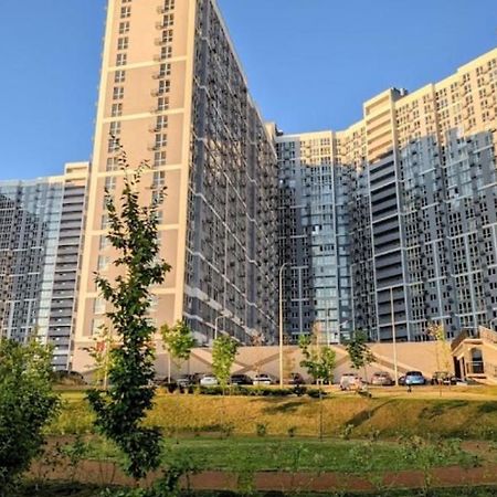 Апартаменти З Панорамним Краєвидом Kijów Zewnętrze zdjęcie